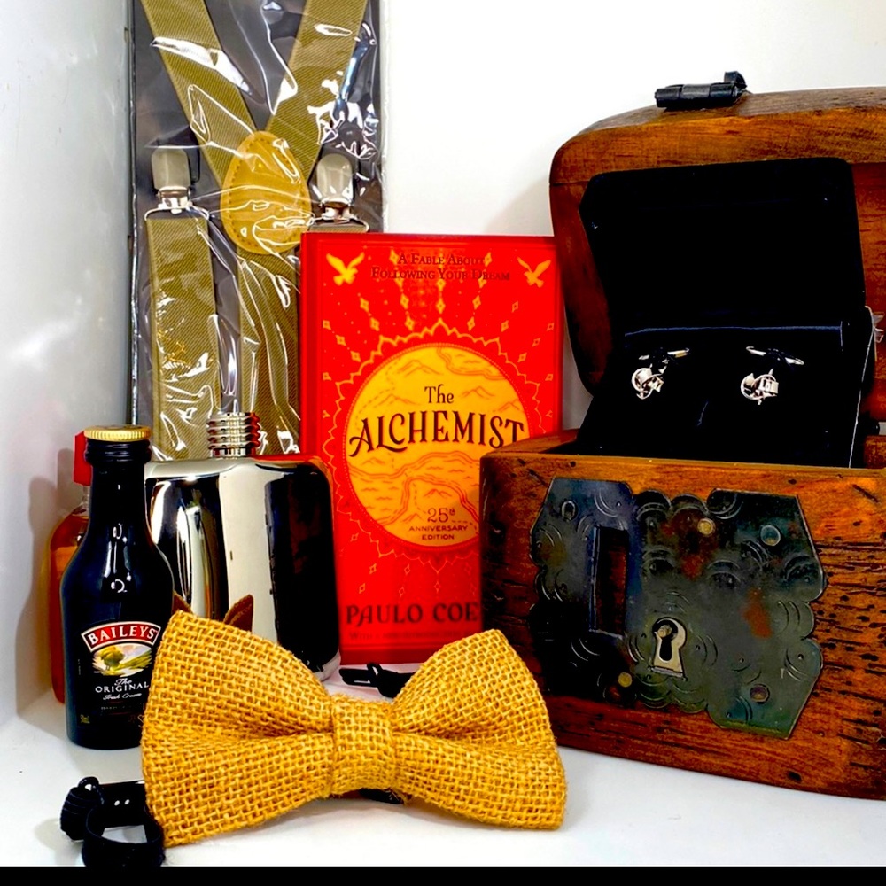 New Groomsmen Kits x 4